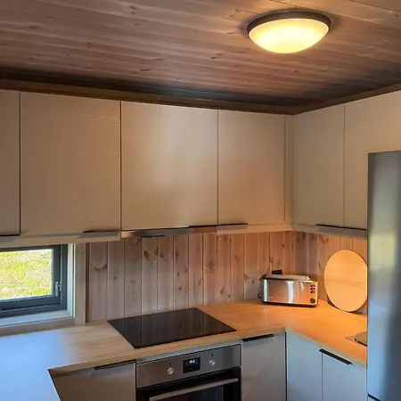 2 Bedroom Beautiful In Hébergement de vacances Galåa