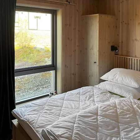 2 Bedroom Beautiful In